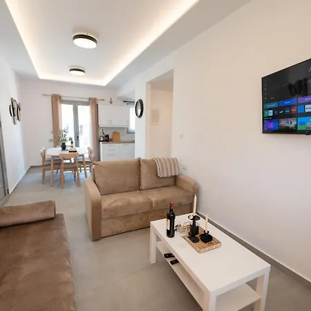 Sophie'S Apartments 5 & 6 Poros Town Exterior photo